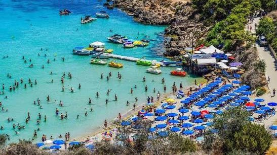 Konnos Bay