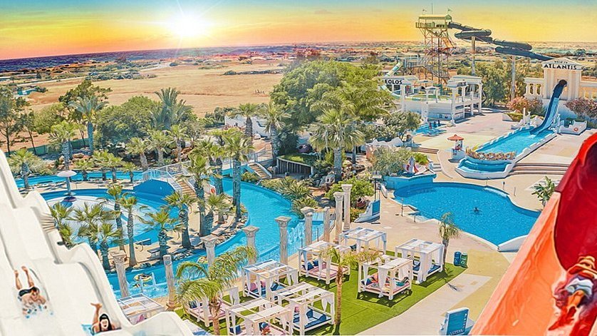 “Water World” Waterpark