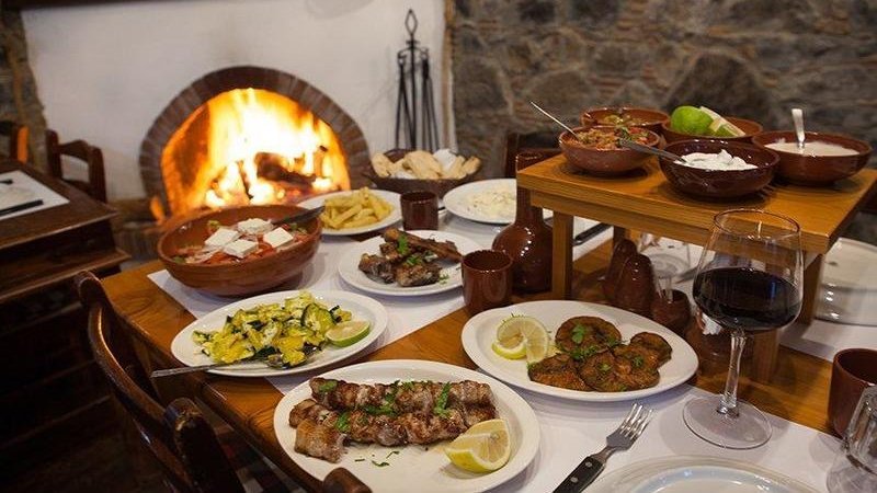 Symposio Tavern