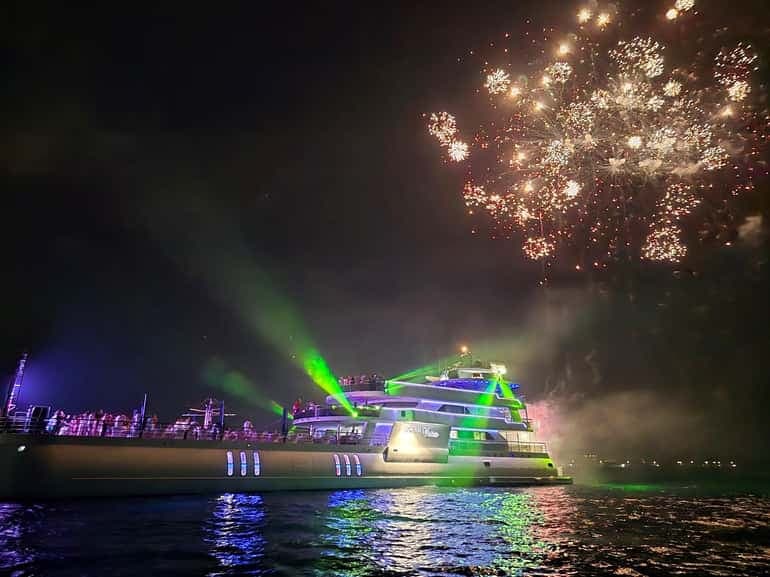 Ocean Vision All-Inclusive Night Cruise with Dance Show